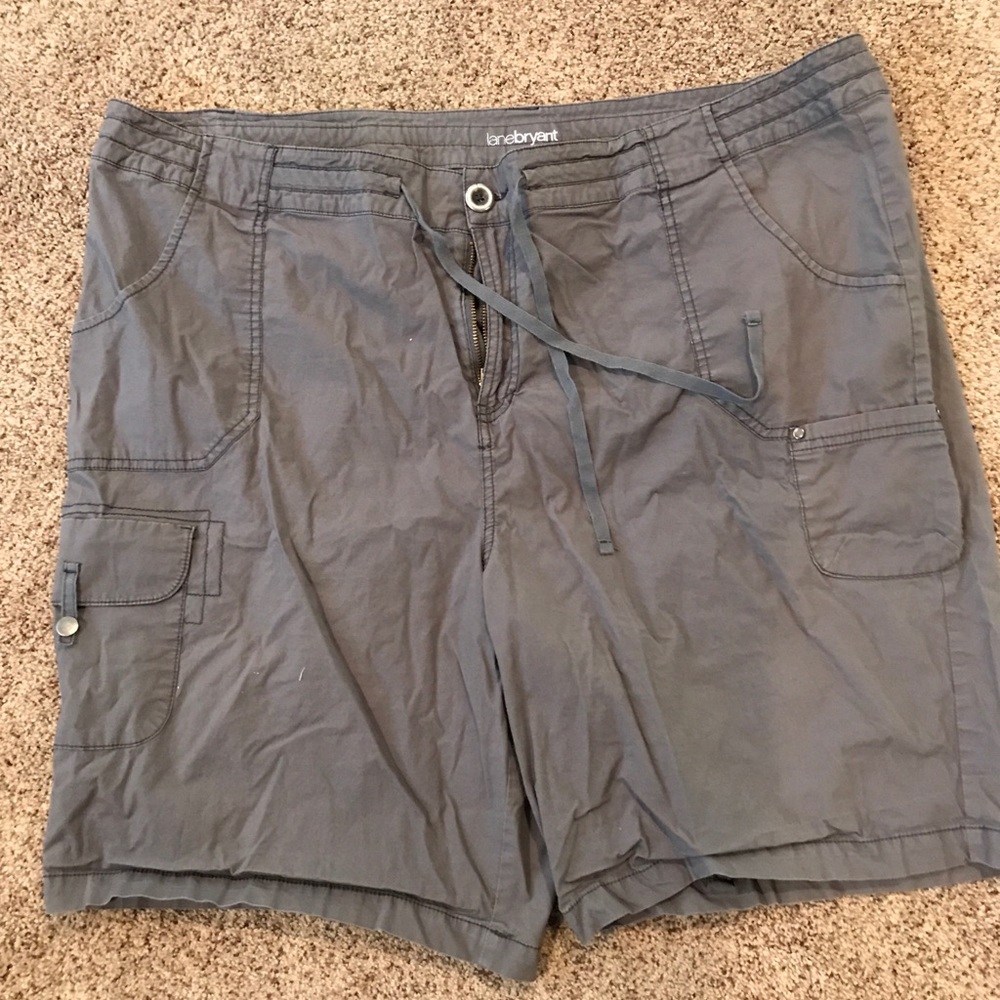 Grey shorts